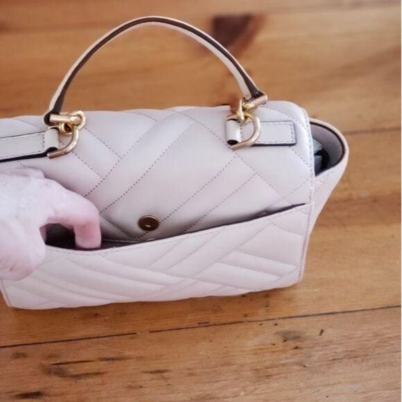 NWT Michael Kors Vivianne Medium Leather Crossbody/Satchel Handbag - Picture 4 of 6